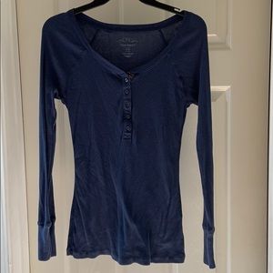 Ribbed Blue LS shirt. Size Small